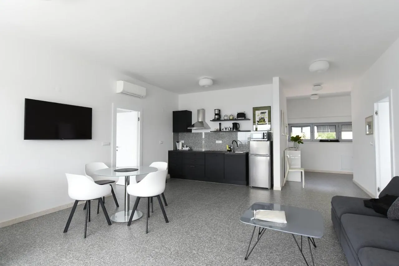 Buric House - M Suite - 95M2 And 54 M2 Terrace Rovinj Apartment